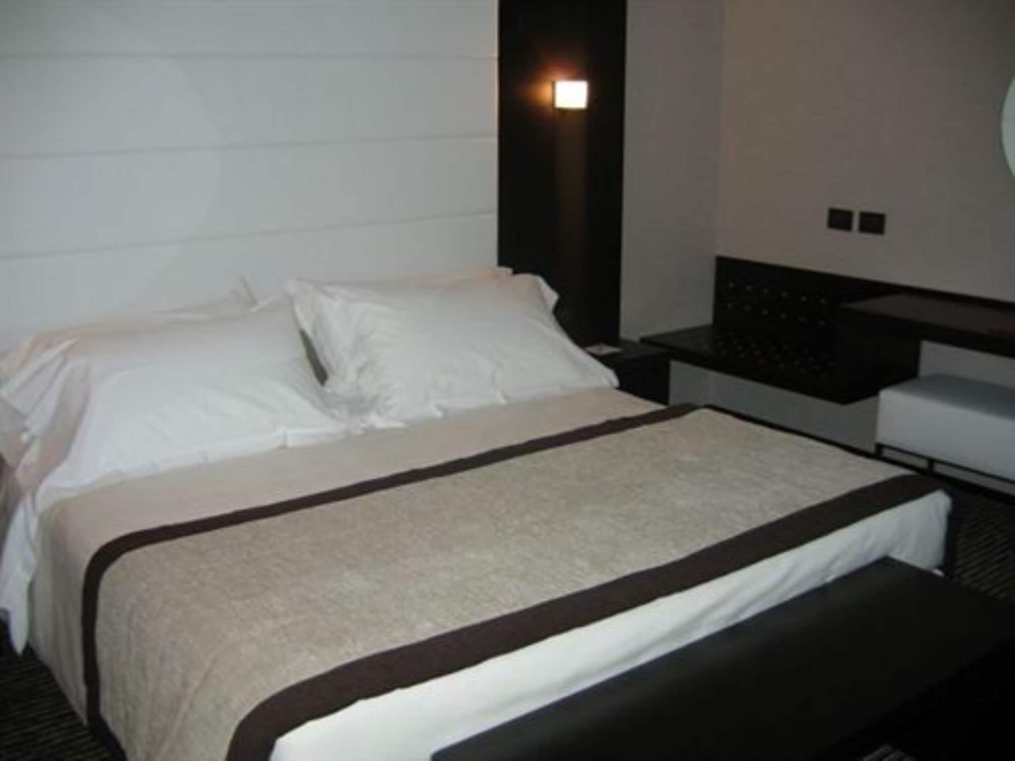 Hotel H2c Milanofiori